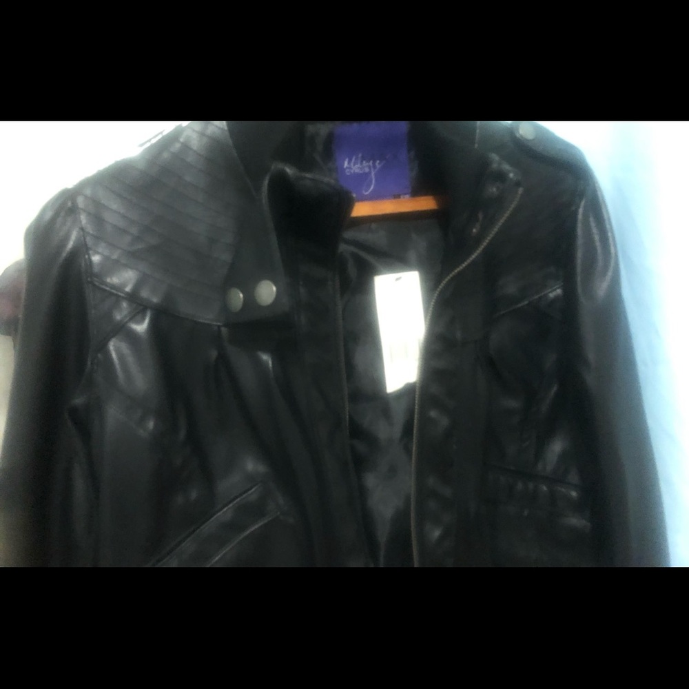 Miley Cyrus Jacket - Picture 2 of 4